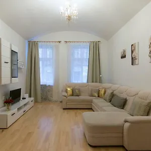 Apartament Spacious Near Wenceslas Square